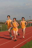 Distance guys in the 800