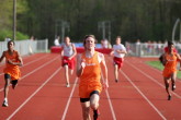 Brian Schules leads heat of 200m