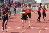 Drew Viscidy to Ty Somers in 4 X 400